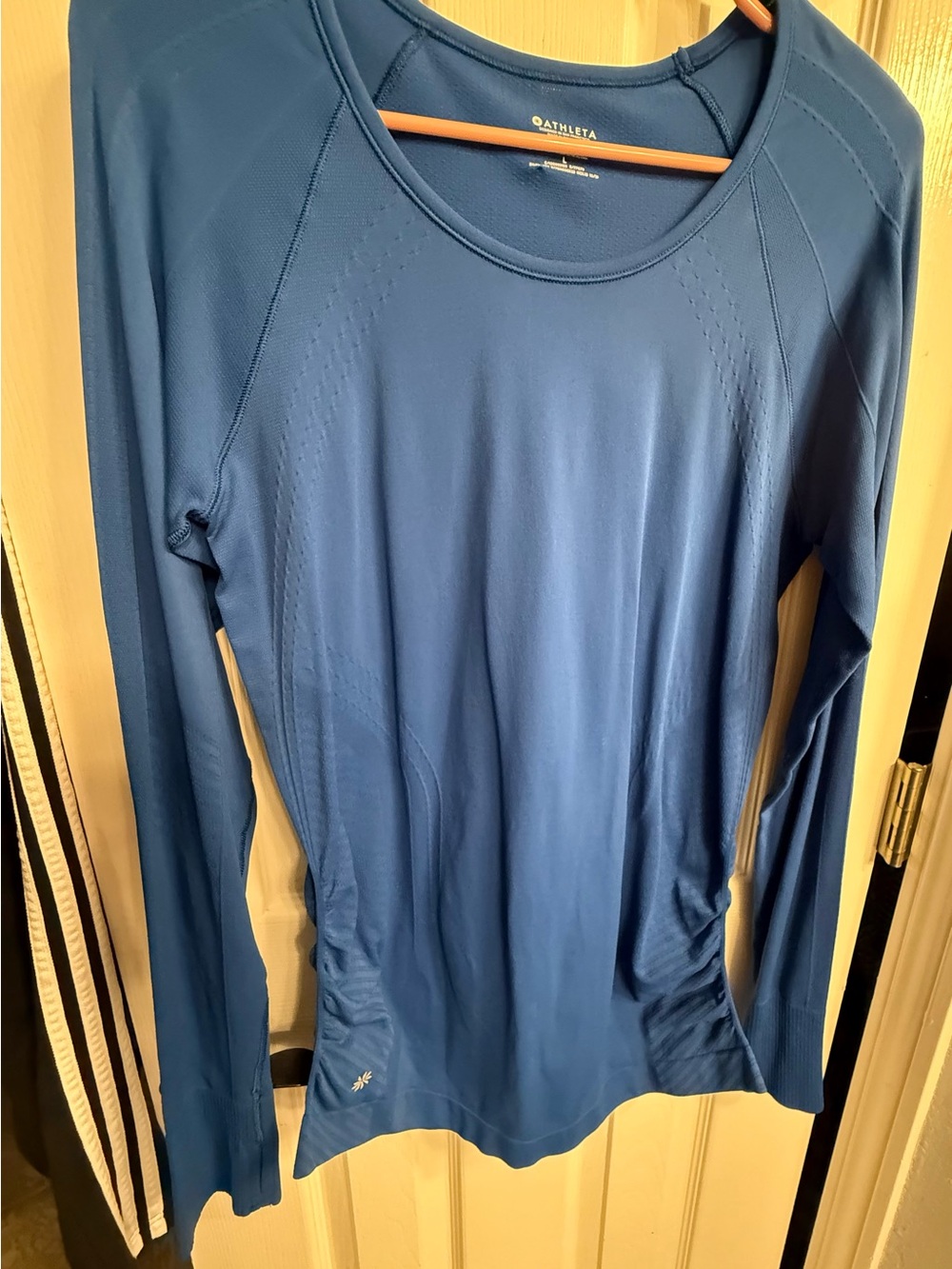 Athleta Navy-Blue Long Sleeve Crew Performance Top
